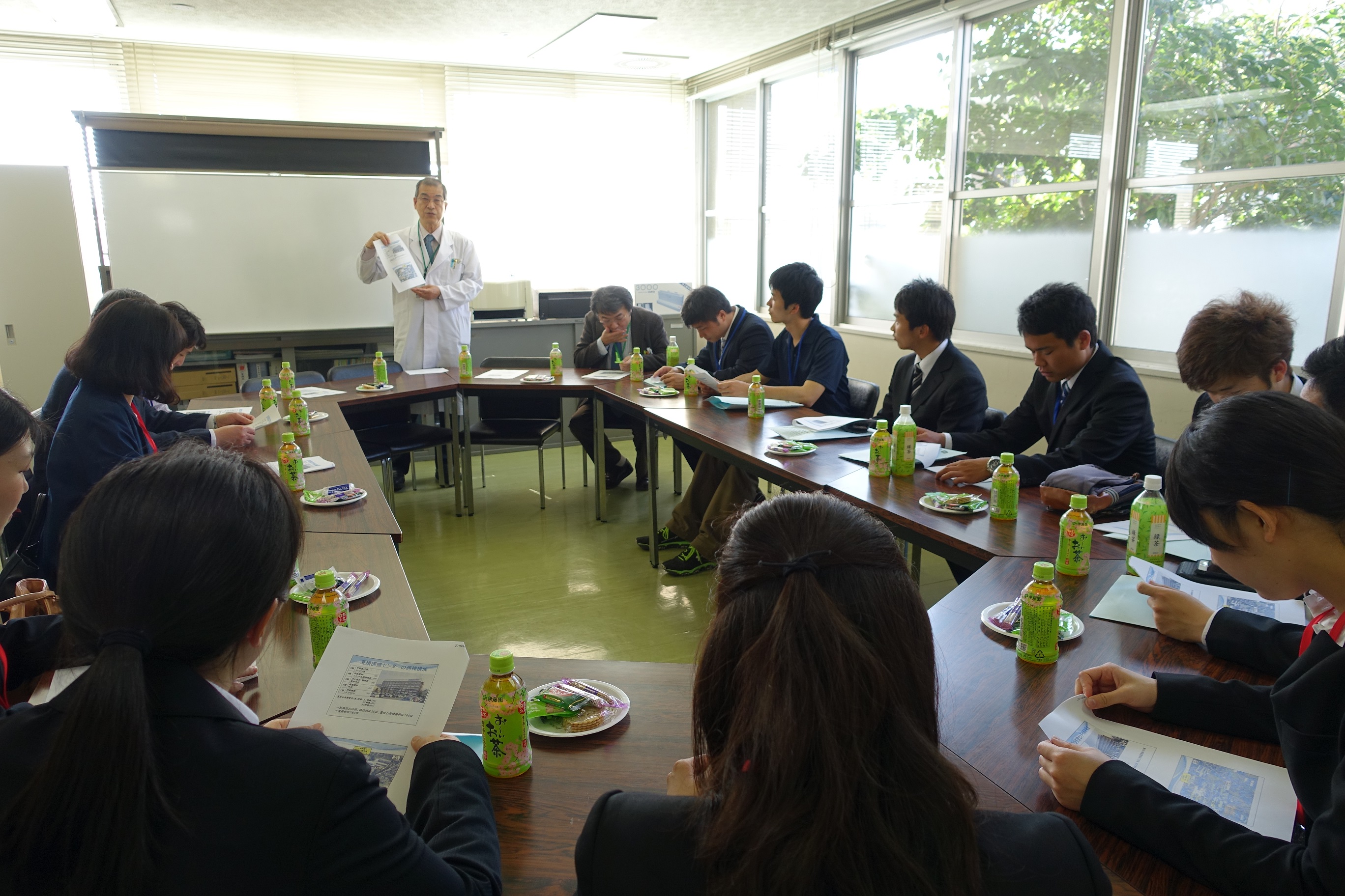 岩田院長の病院概要説明